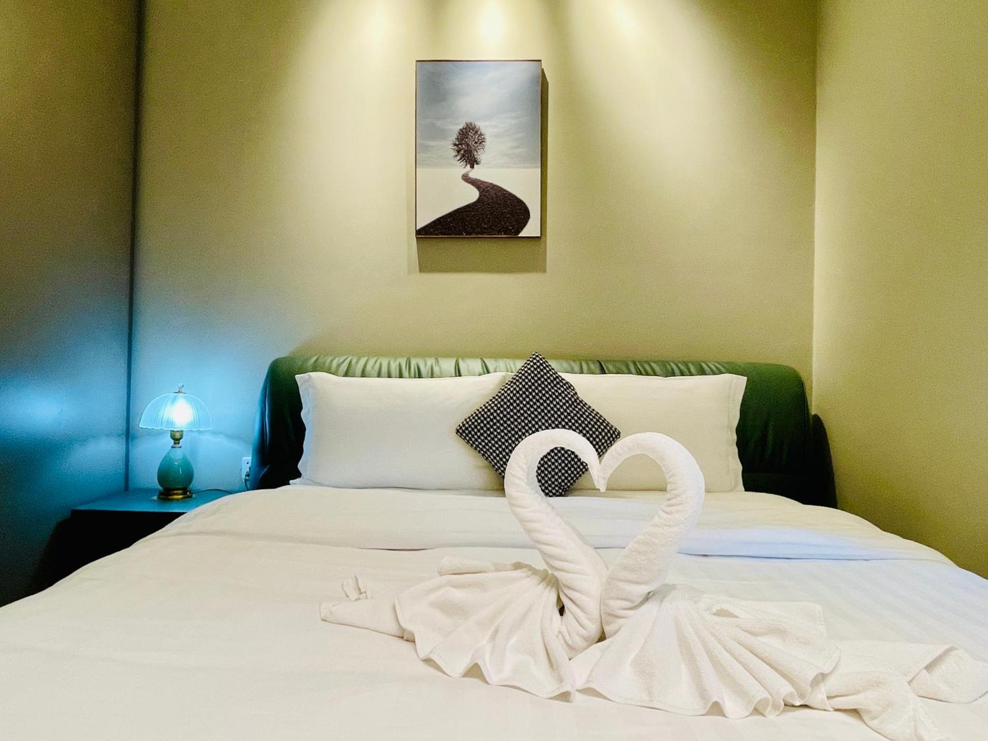 Eaton Residences Klcc M@H Kuala Lumpur Room photo